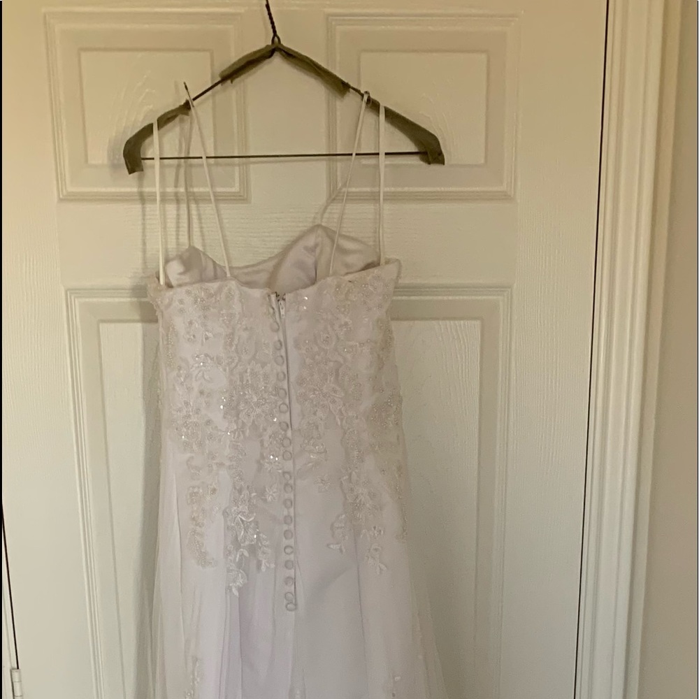 BRIDAL GOWN